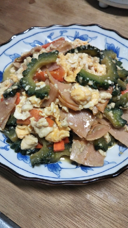 豚肉の代わりにハム代用。他は家にあるあまり食材で作れました。豆腐と卵でふんわりがいいですね～(^^)