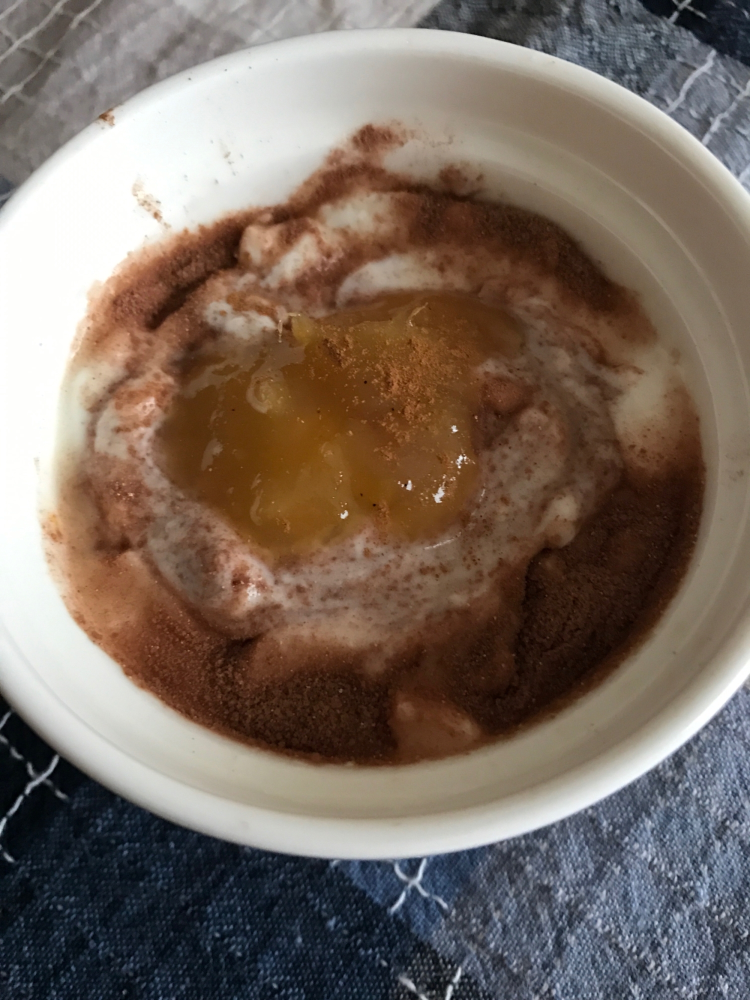 安納芋の焼きジャムとココアシナモンヨーグルト