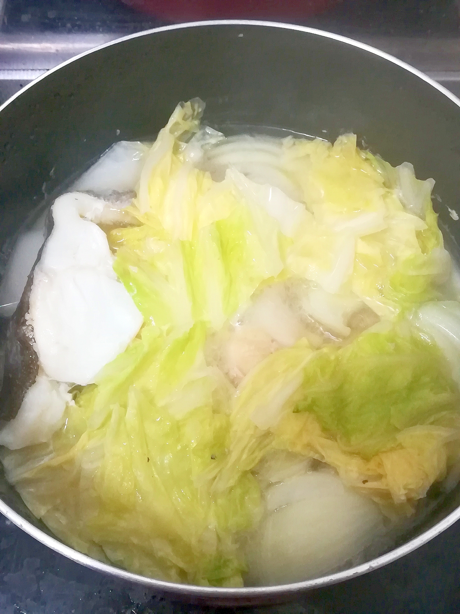 ヘルシー★シンプル★白菜と玉ねぎとタラの塩鍋