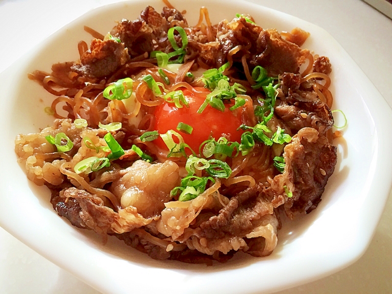 牛ごぼうしぐれ煮で甘辛卵とじ丼♡