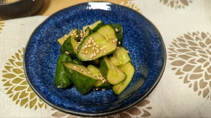 ごま油が効いてて美味しいですね♪