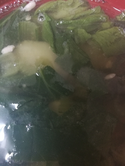 小松菜とじゃがいものみそ汁