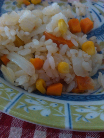 野菜とひき肉と卵のチャーハン☆