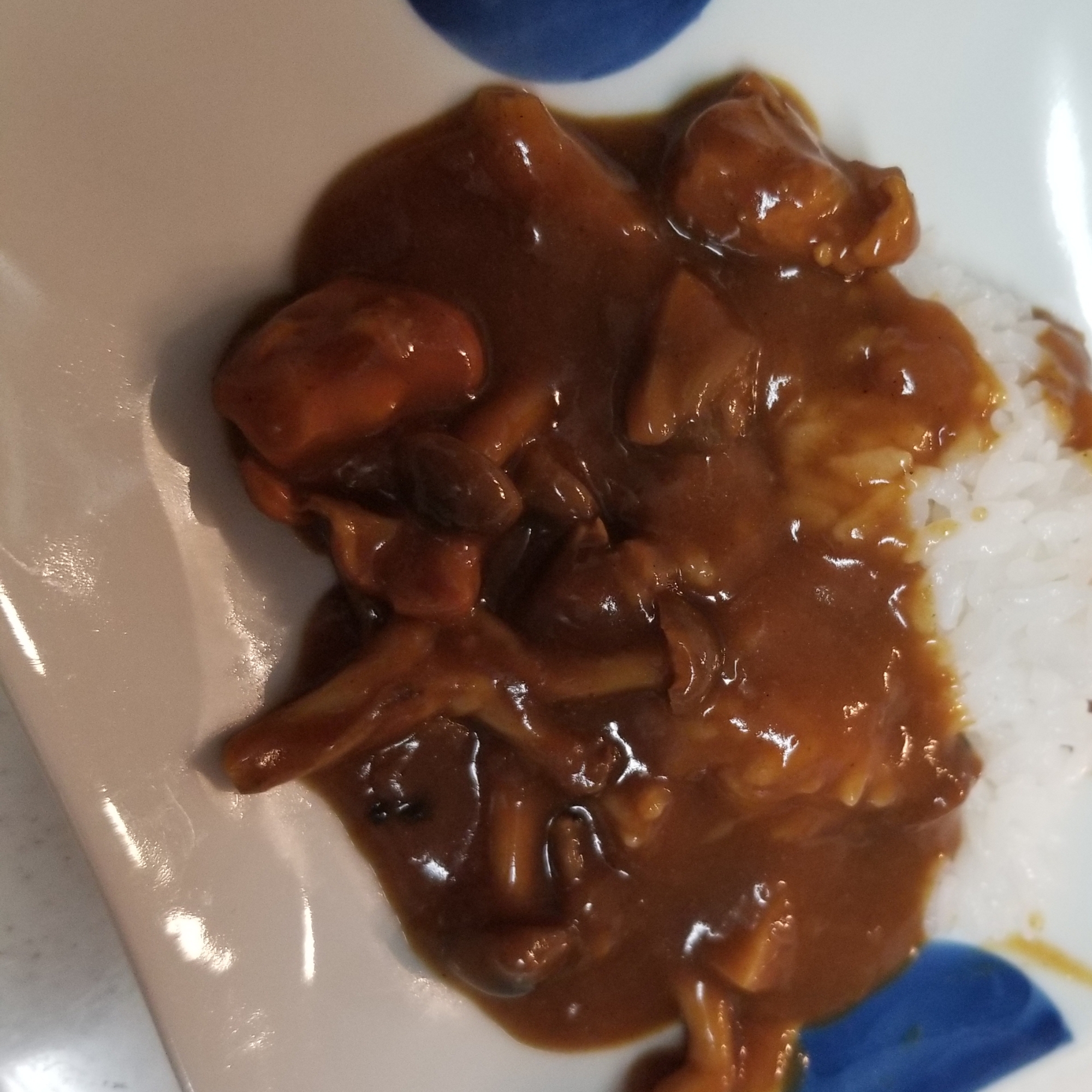 新玉ねぎとしめじのチキンカレー