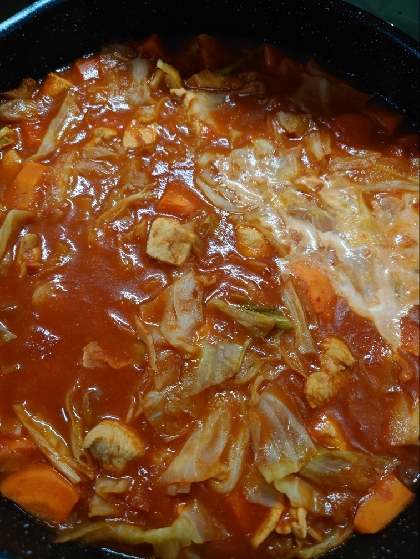 キャベツと鶏肉のトマト煮