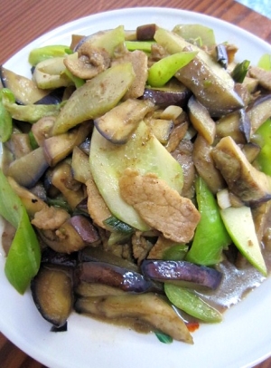 なすとピーマンときゅうりの炒め物 茄子青椒炒黄瓜 レシピ 作り方 By はかせ５５ 楽天レシピ