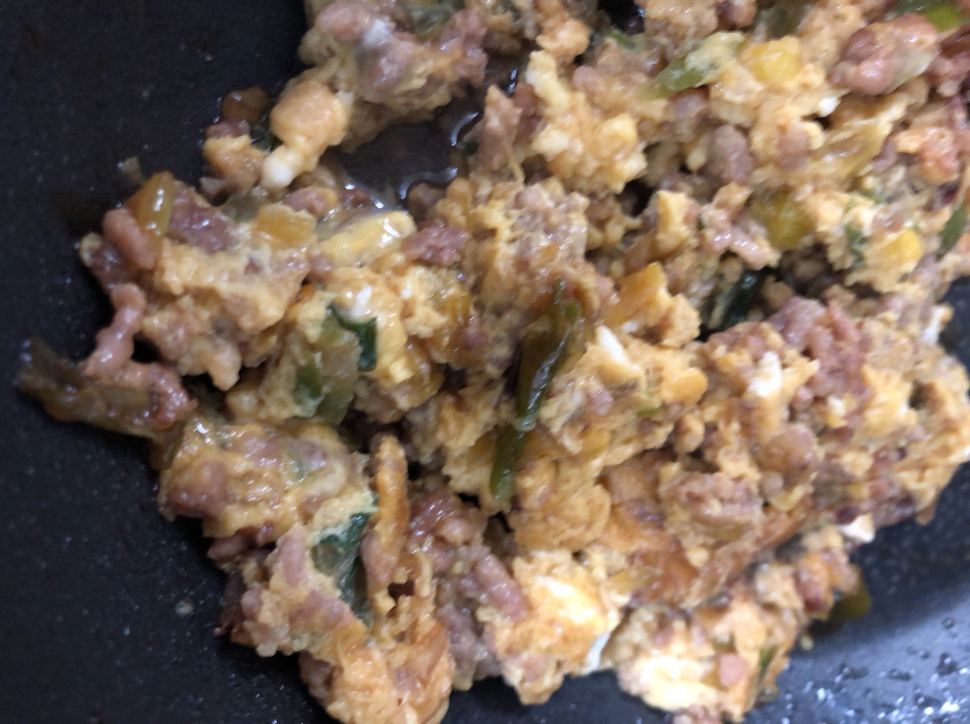 丼やメインに！豚ネギ卵とじ