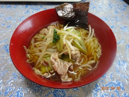 豚肉とニラともやしラーメン⁑