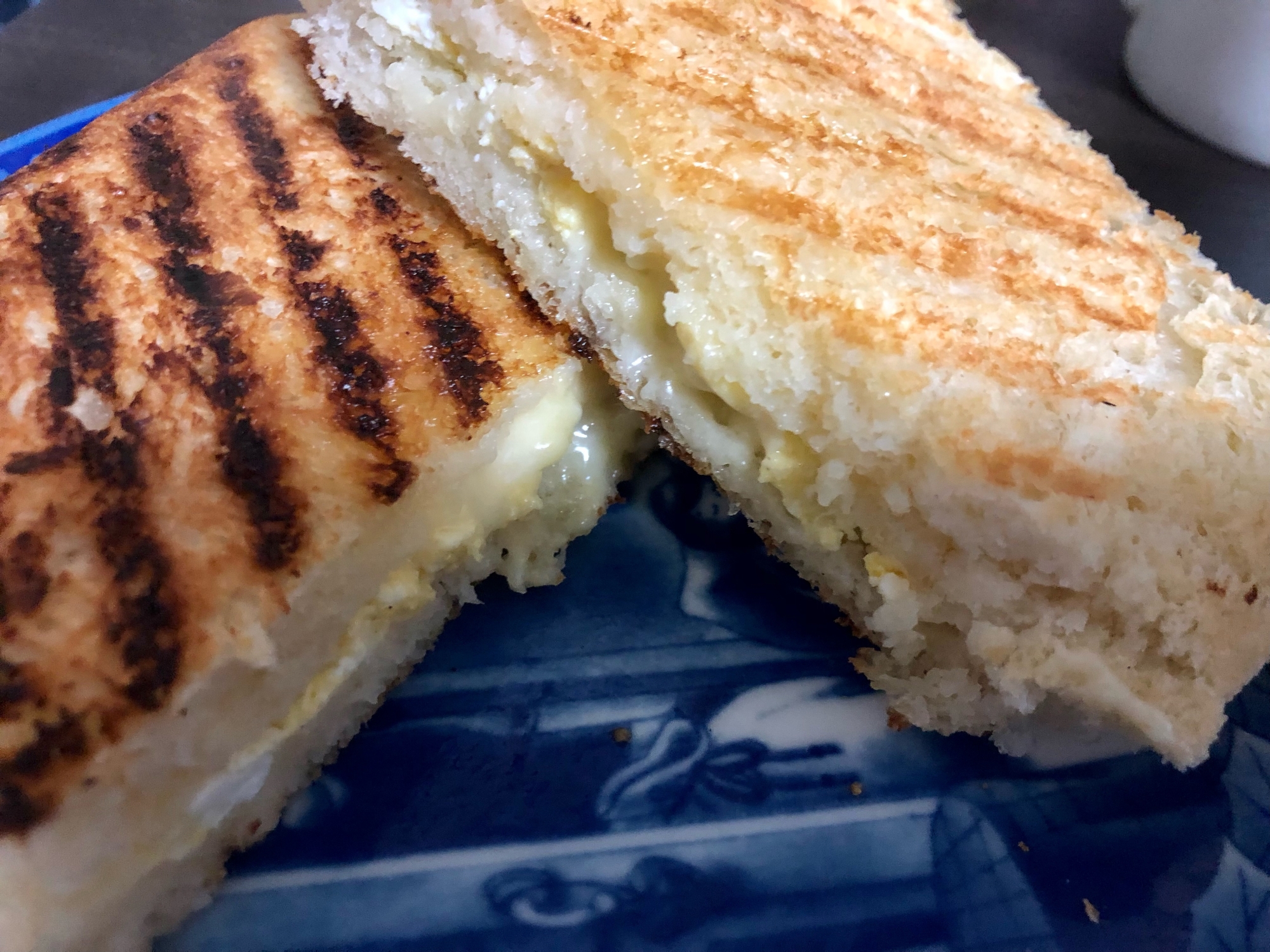 キャンプ飯 ゆで卵で簡単 マヨたまホットサンド レシピ 作り方 By りんりんりん 楽天レシピ キャンプ飯 ゆで卵で簡単 マヨたまホットサンド レシピ 作り方 By りんりんりん 楽天レシピ