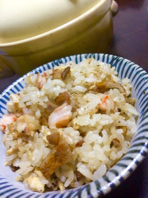 ★土鍋で穴子の釜飯
