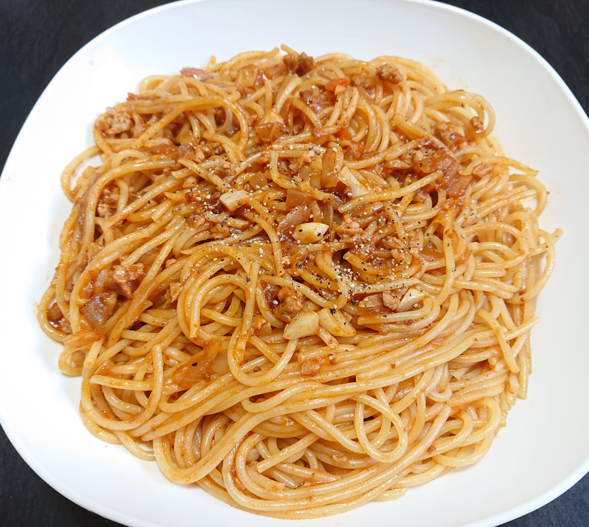 レトルトソースで☆大豆ミートとニンニクのパスタ特盛