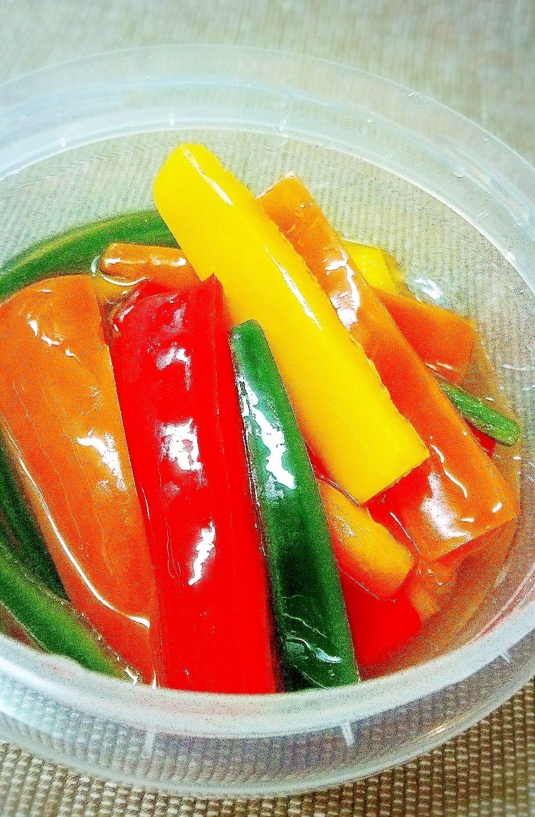 パプリカのさっぱり漬け レシピ・作り方 by k5b4 - 楽天レシピ