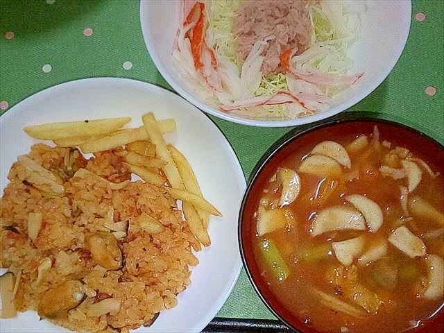 市販のパスタソースでパエリア風炊き込みご飯