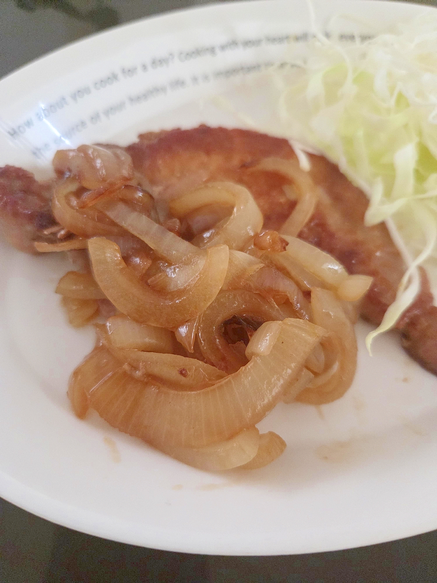 ☆彡玉ねぎソースでボリューム満点ポークソテー