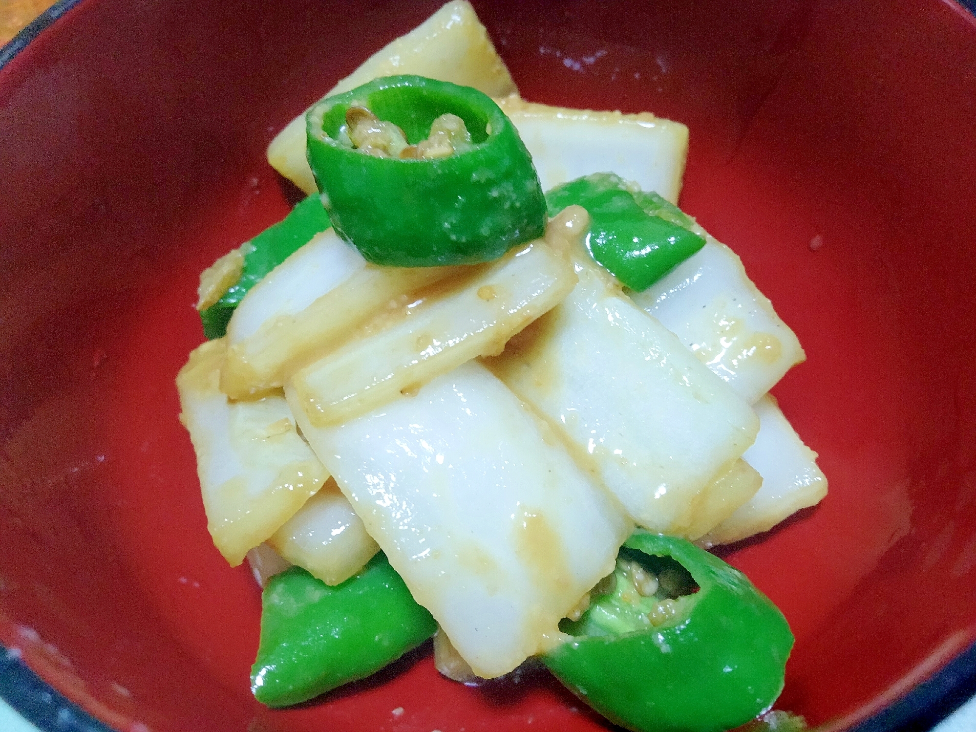 白菜と万願寺とうがらしの簡単ゴマ味噌炒め
