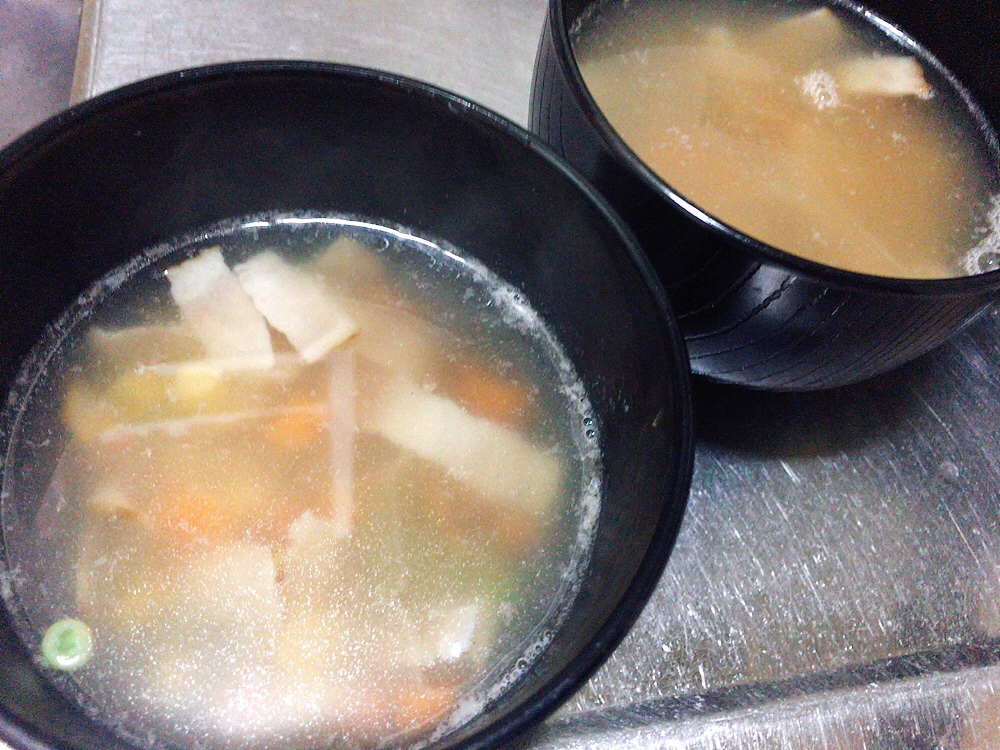 ベーコンとミックスベジタブルの中華スープ