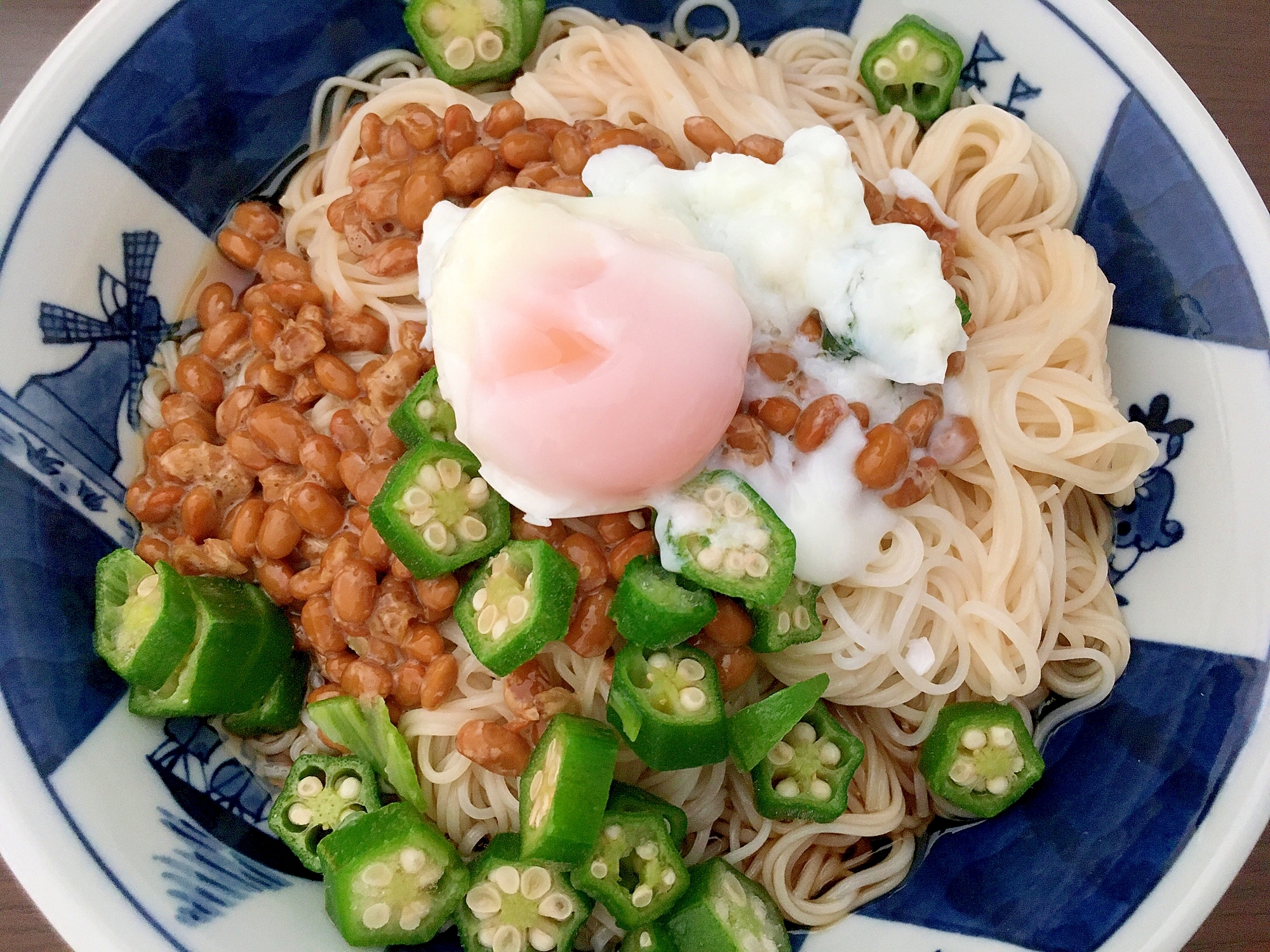 温玉納豆のぶっかけ素麺