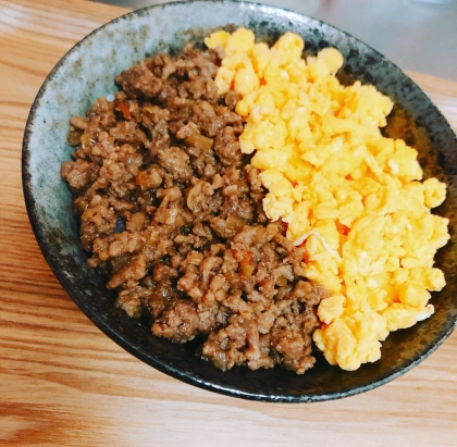 初心者でも簡単にできる　鶏そぼろ丼　弁当にも!!