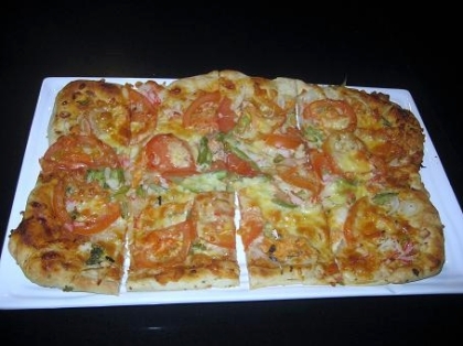 レシピ参考にさせてもらいました、きのうのシーフードピザです☆
とてもおいしくできました。
