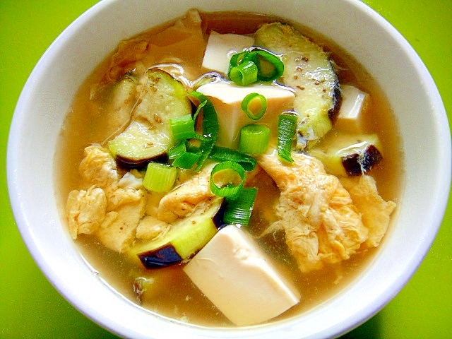 豆腐と茄子の卵スープ