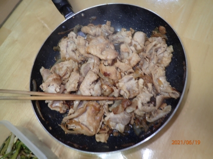 豚肉と新玉の生姜炒め