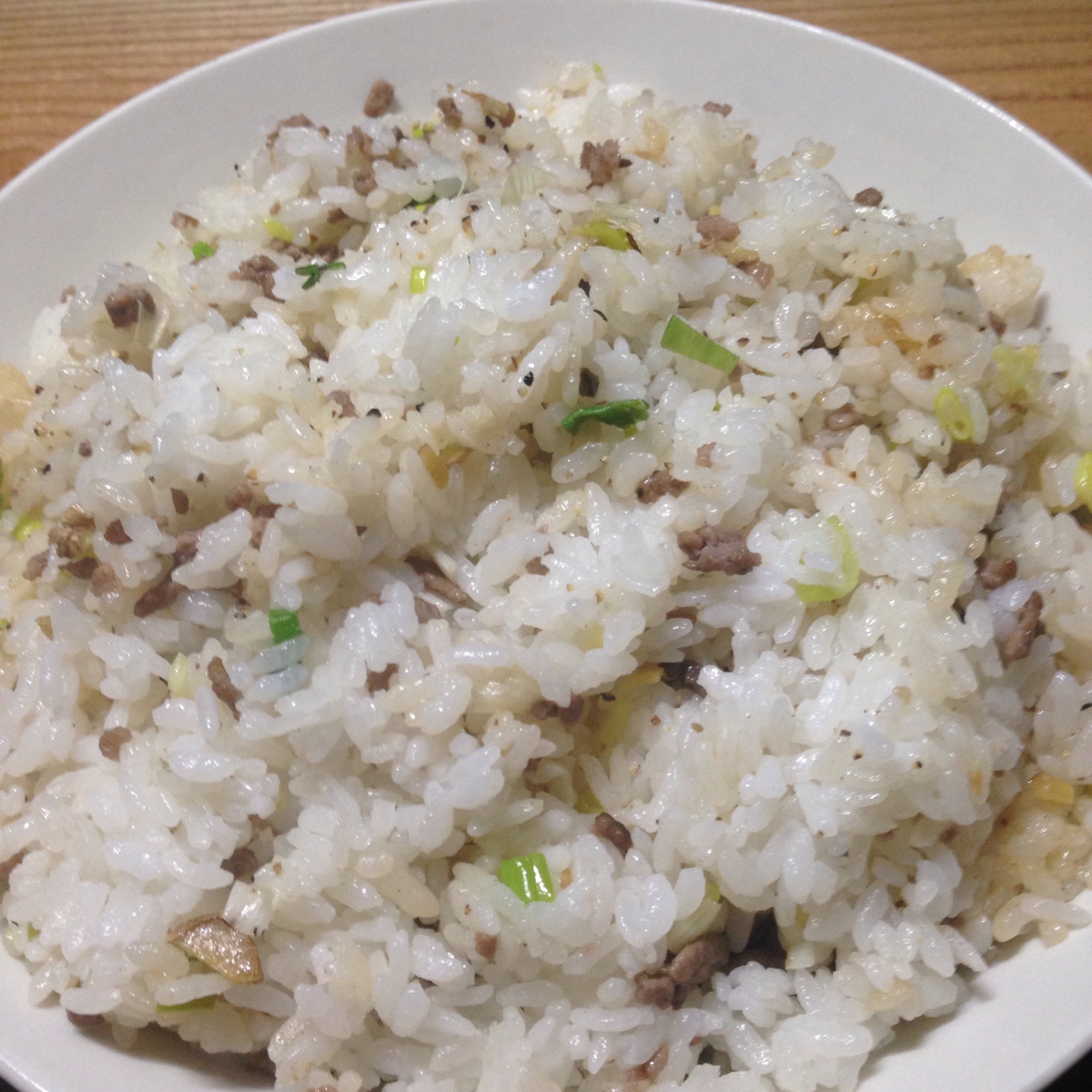 ひき肉と長ネギのダシダ焼き飯♪