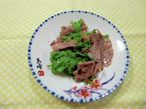 牛肉とわさび菜の炒め物