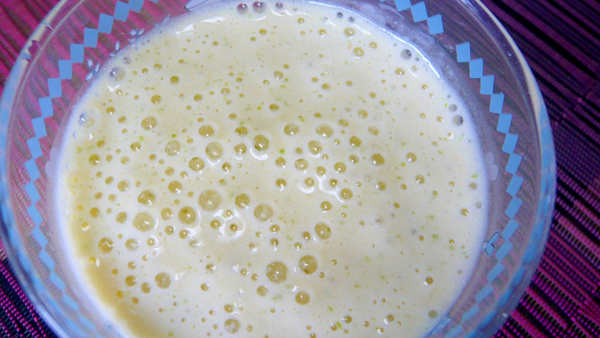 ♥ マンゴー&リーフレタス入りバナナジュース ♥