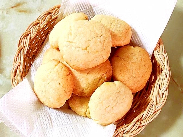 バターと卵なしでザクザク!レモンのオイルクッキー♪