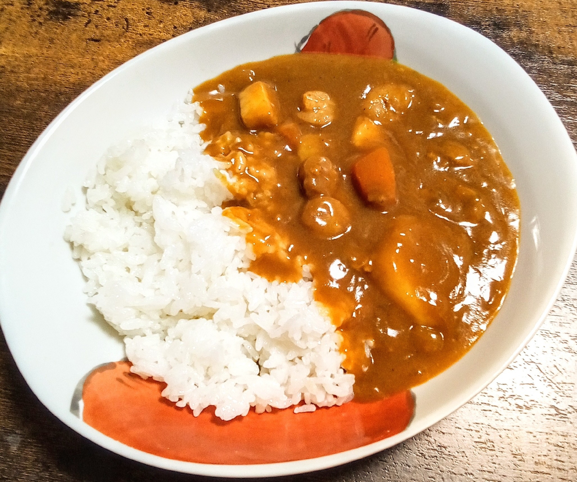 今日は、シーフードカレーです(^^)v