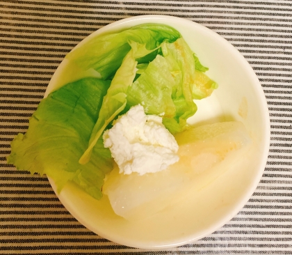 梨ドレッシングの野菜サラダ