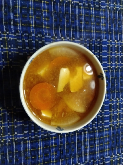 豆腐と大根と人参のお味噌汁♪