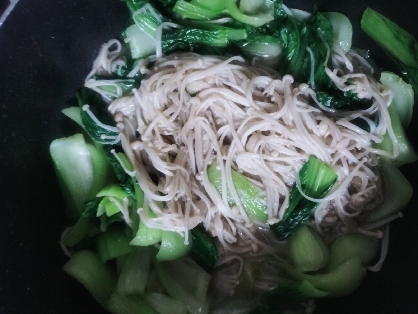 もう一品に！青梗菜とえのきの炒め物