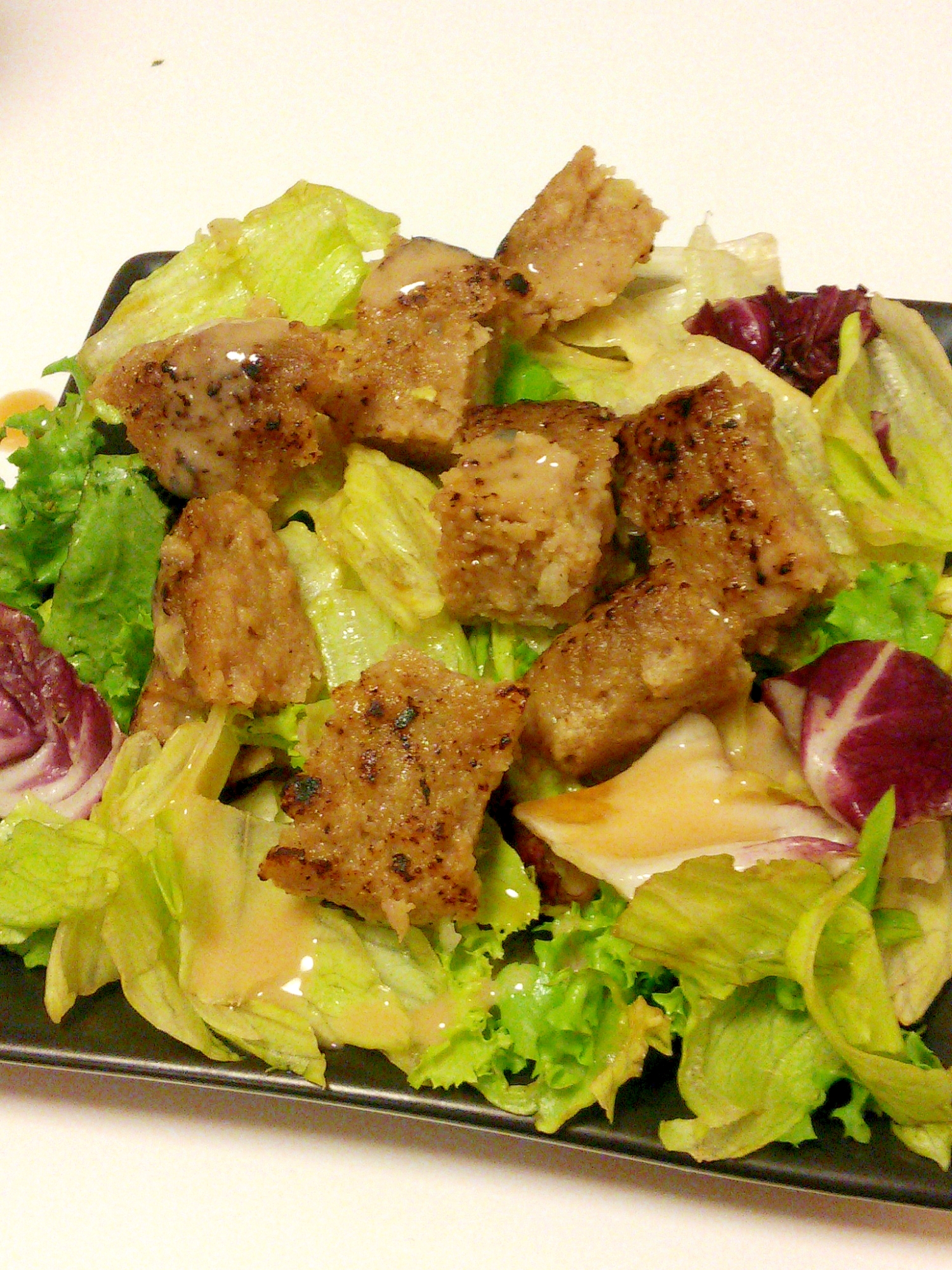 レタスとグリーンリーフとキャベツのハンバーグサラダ レシピ 作り方 By みずたまsweet 楽天レシピ