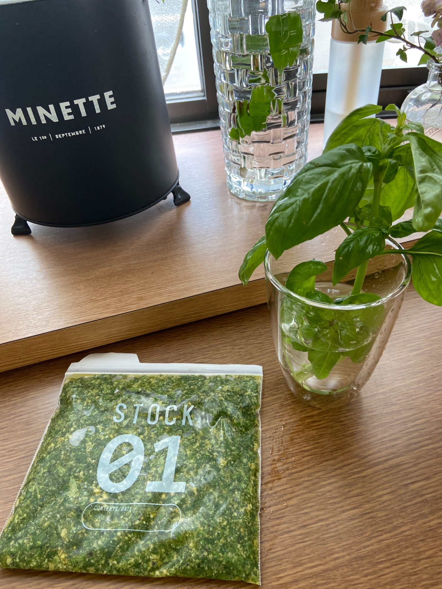 混ぜるだけ簡単!万能バジルソース⭐ジェノベーゼ