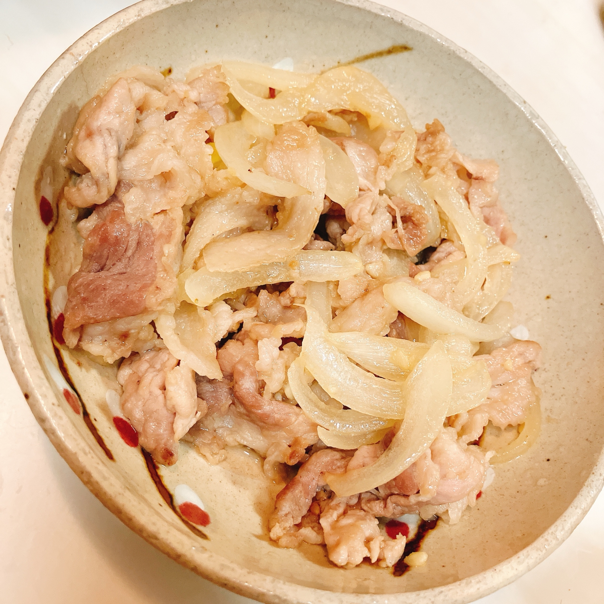 ドレッシングで作る豚肉と玉ねぎのズボラ炒め