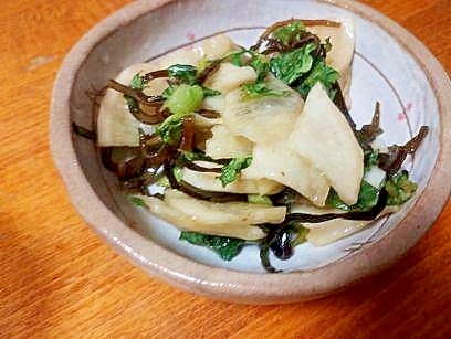 大根の　塩昆布漬け