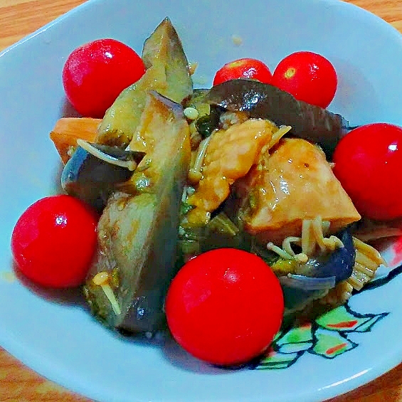 鶏むね肉となすの酢醤油　さっぱり！青じそ風味