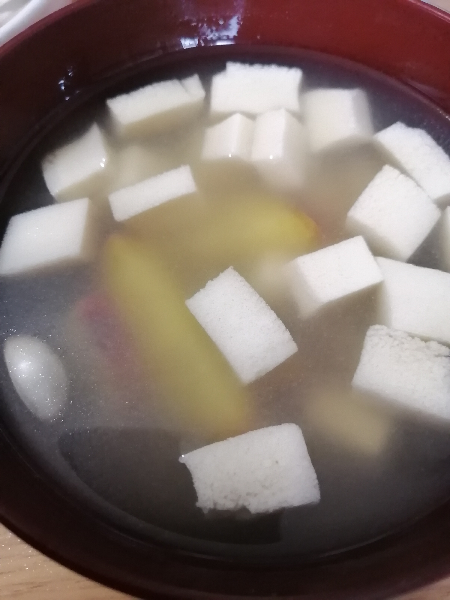 高野豆腐さつま芋しいたけの味噌汁