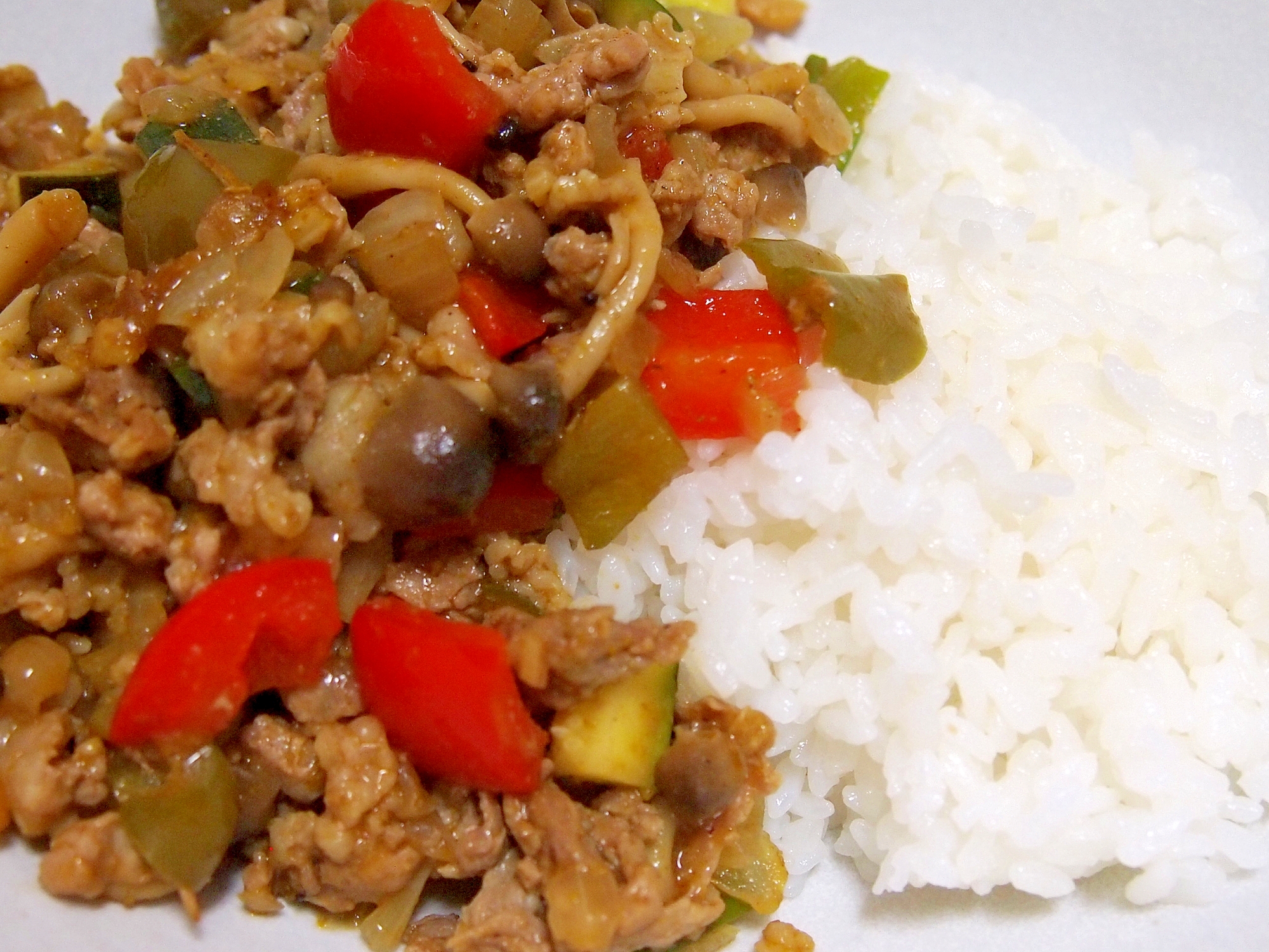 フライパンひとつで！野菜たっぷりドライカレー