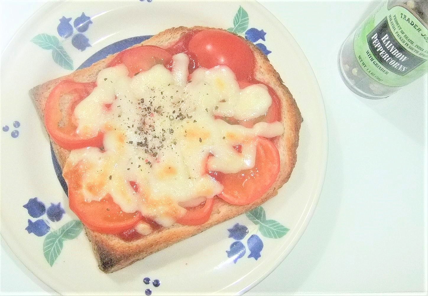 トマトピザ風トースト