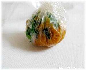 お弁当や携帯にも便利な”味噌玉”