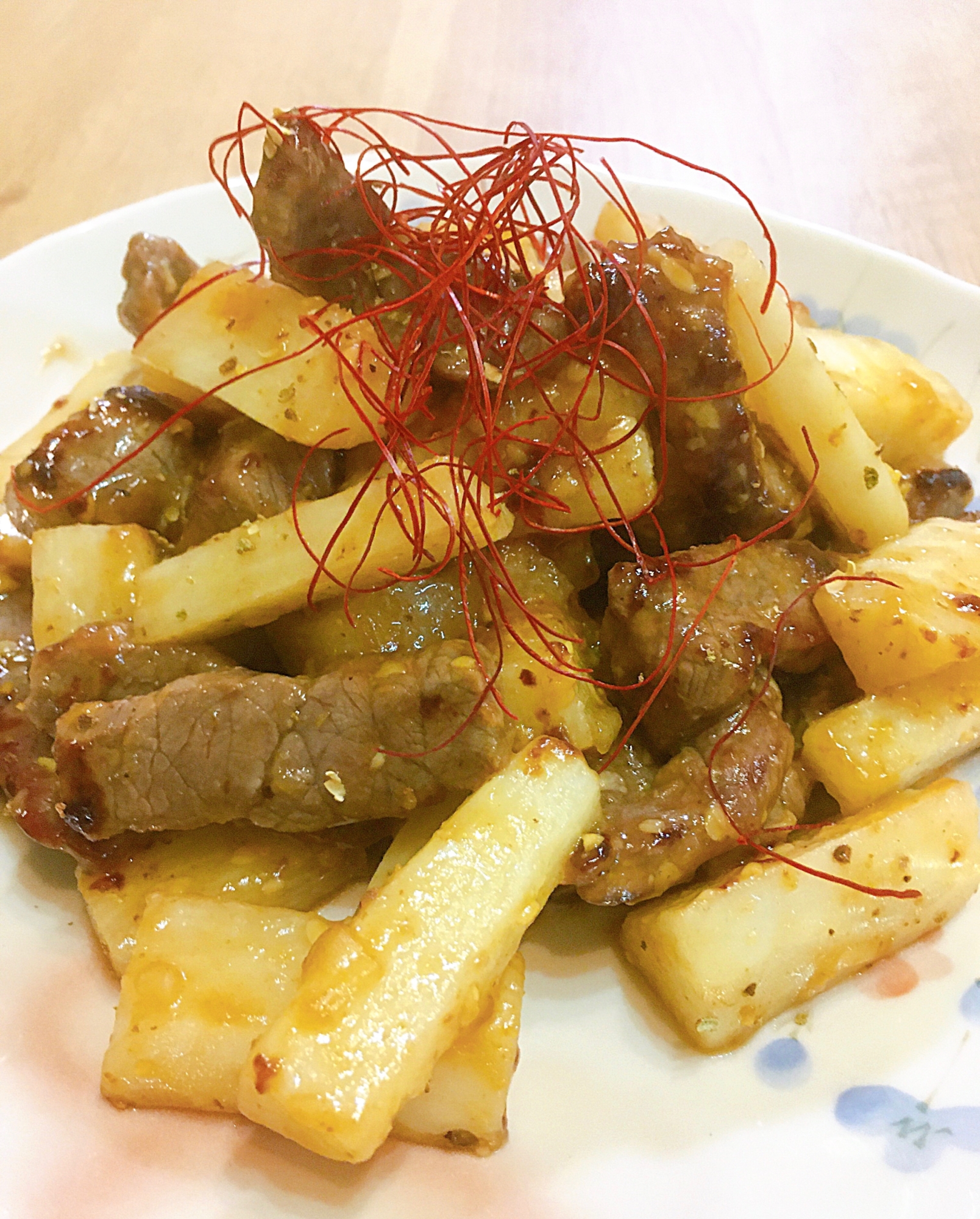 ボリュームいっぱい❗️長芋と牛肉の味噌炒め