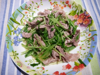 水菜と蒟蒻と豚肉のごま油炒め煮