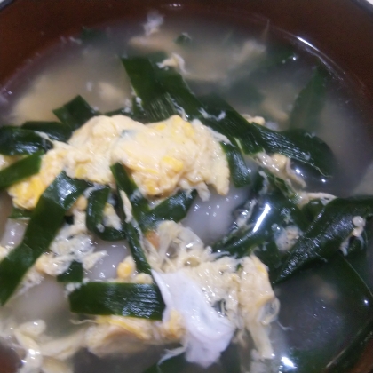 卵ふんわり♡白菜としめじとほうれん草の中華スープ