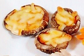 乗っけて焼くだけ!椎茸のチーズ焼き