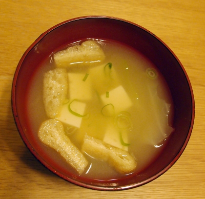 キャベツが甘くて美味しいお味噌汁でした
ご馳走様でした