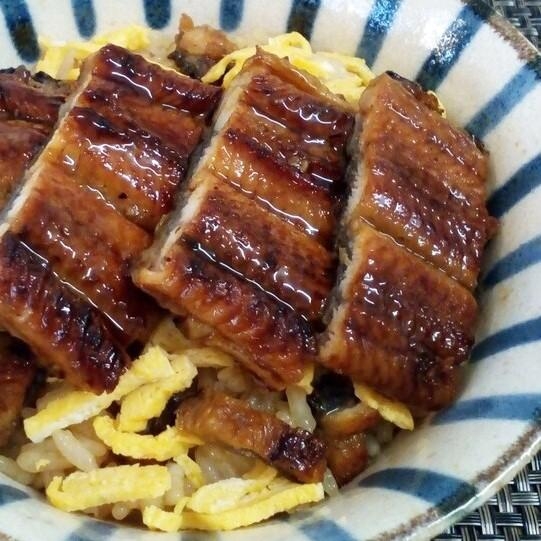 ♪お家で簡単名古屋飯♡ひつまぶし風丼♪