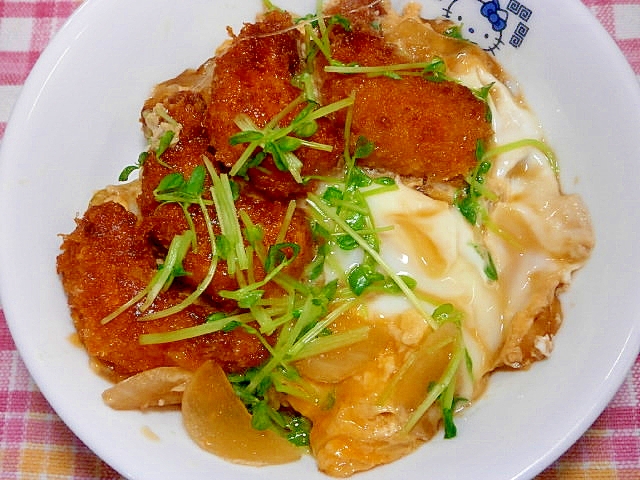 小エビフライのカツ丼