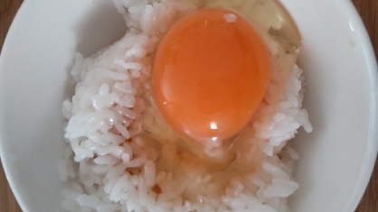 白だしで食べる卵かけご飯